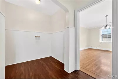 7224 Pershing Avenue, University City, MO 63130 - Photo 11