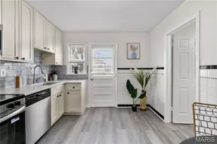 225 S St Charles St, Florissant, MO 63031 - Photo 5