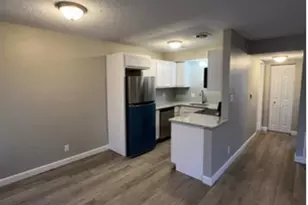 1922 Gascony Parc Dr, Lake Saint Louis, MO 63367 - Photo 3