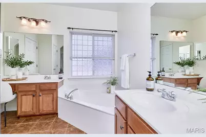 608 Geiser Brook Court, Lake Saint Louis, MO 63367 - Photo 47