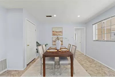 5520 Holborn Drive, Normandy, MO 63121 - Photo 9