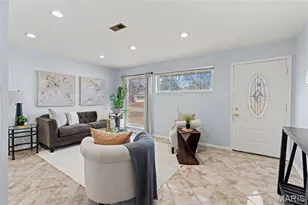 5520 Holborn Dr, Normandy, MO 63121 - Photo 5