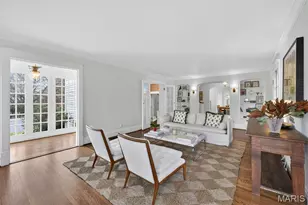 1 Clermont Ln, Ladue, MO 63124 - Photo 9