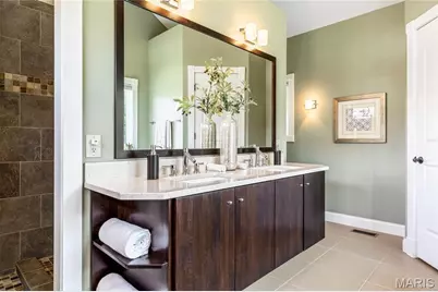 1007 Devonworth Manor Way, Town and Country, MO 63017 - Photo 23