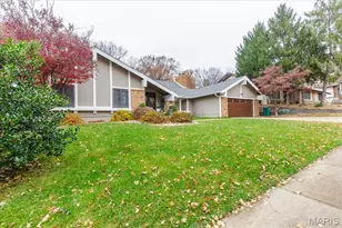 2721 Heritage Landing, Saint Charles, MO 63303 - Photo 3