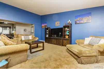 2721 Heritage Landing, Saint Charles, MO 63303 - Photo 19