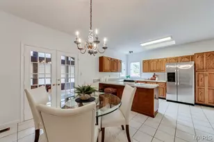 5350 Hagemann Crossing Dr, Saint Louis, MO 63128 - Photo 17