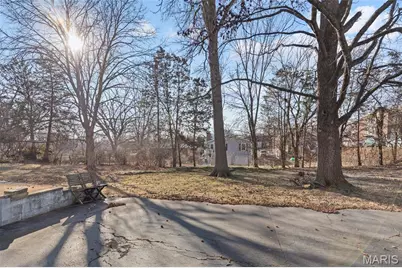 9016 Moritz Avenue, Brentwood, MO 63144 - Photo 31