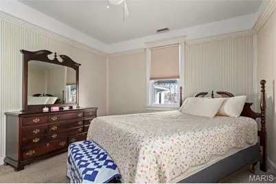 9016 Moritz Avenue, Brentwood, MO 63144 - Photo 17