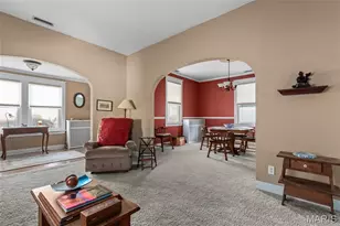 9016 Moritz Ave, Brentwood, MO 63144 - Photo 7