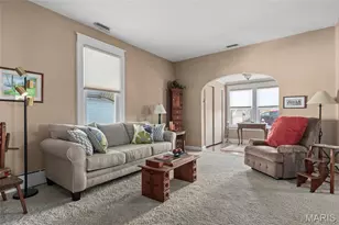 9016 Moritz Ave, Brentwood, MO 63144 - Photo 5