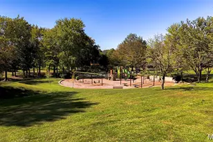 191 Harbor View Dr, Lake Saint Louis, MO 63367 - Photo 33