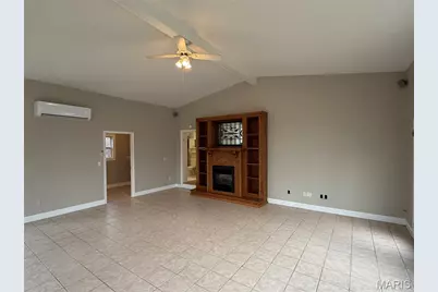 818 W Highway D, Wentzville, MO 63385 - Photo 11