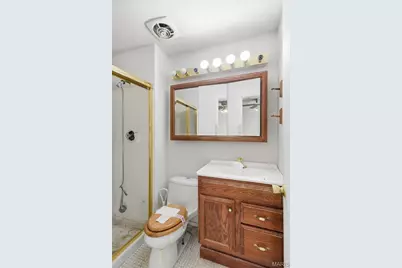 416 Brooktree Drive, Ballwin, MO 63011 - Photo 11