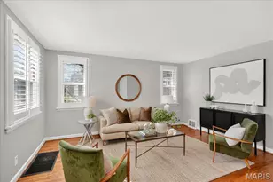 339 Bogey Ln, Saint Louis, MO 63122 - Photo 3