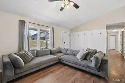 9406 Peace Meadows, Unincorporated, MO 63050 - Photo 7