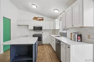 9406 Peace Meadows, Unincorporated, MO 63050 - Photo 11