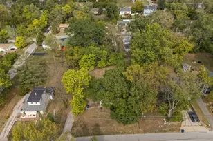 10651 Thorpe Ave, Saint Louis, MO 63114 - Photo 27