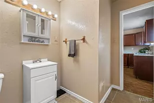 10651 Thorpe Ave, Saint Louis, MO 63114 - Photo 19