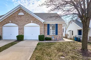 4948 Hurstborough Ct, Hazelwood, MO 63042 - Photo 1