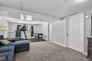 1827 Hilltop Village Ln, Imperial, MO 63052 - Photo 23