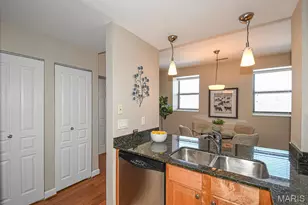 615 Clara Ave, Saint Louis, MO 63112 - Photo 15