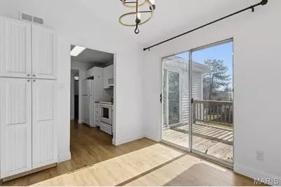 1624 E Swan Circle, Brentwood, MO 63144 - Photo 7