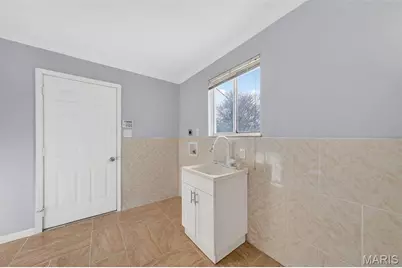 1852 Partridge Berry Drive, Florissant, MO 63031 - Photo 7