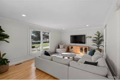 14121 Parliament Drive, Chesterfield, MO 63017 - Photo 9