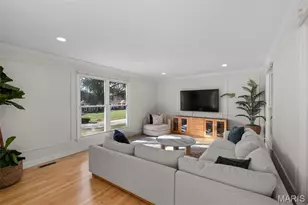 14121 Parliament Dr, Chesterfield, MO 63017 - Photo 9