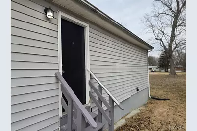 201 Becker Drive, Hazelwood, MO 63135 - Photo 9