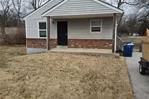 201 Becker Dr, Hazelwood, MO 63135 - Photo 1