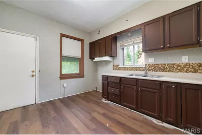 4210 E Carter Avenue, Saint Louis, MO 63115 - Photo 7