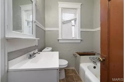 4210 E Carter Avenue, Saint Louis, MO 63115 - Photo 11