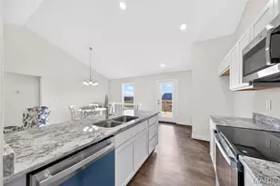 276 Railroad St, Moscow Mills, MO 63362 - Photo 5