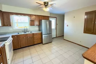 3425 Henry Dr, Imperial, MO 63052 - Photo 5