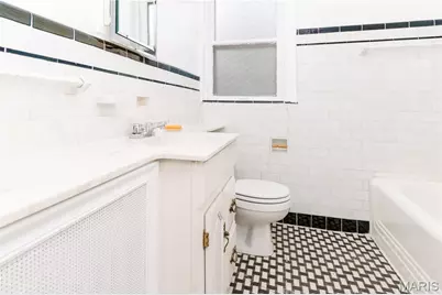 7360 Dartmouth Avenue, University City, MO 63130 - Photo 17