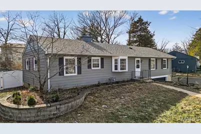 216 Hillsdale Drive, Ballwin, MO 63011 - Photo 3
