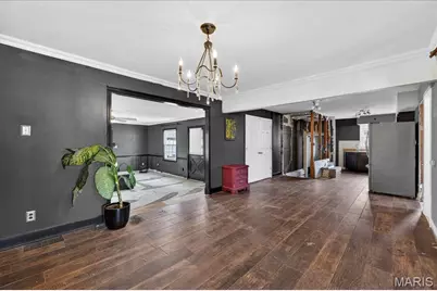 216 Hillsdale Drive, Ballwin, MO 63011 - Photo 7