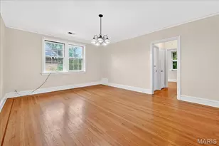 7224 Pershing Ave, University City, MO 63130 - Photo 9