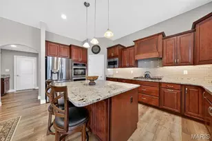 113 Far Meadow Dr, Lake Saint Louis, MO 63367 - Photo 5