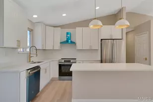 29841 Marlin Dr, Wright City, MO 63390 - Photo 9