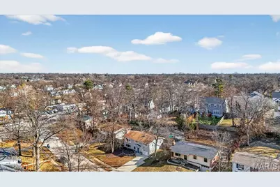 524 Hickory Hollow Lane, Saint Louis, MO 63122 - Photo 35