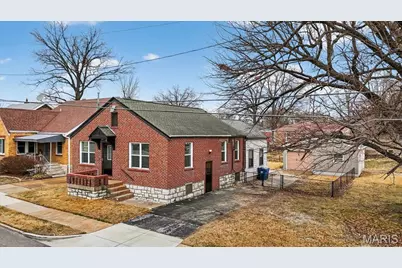 3815 Bayless Avenue, Saint Louis, MO 63125 - Photo 3