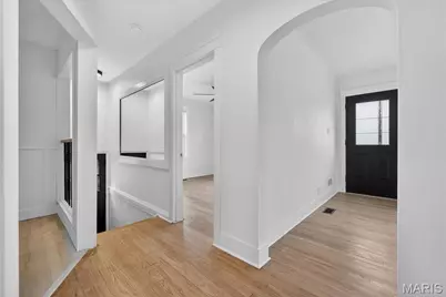 3815 Bayless Avenue, Saint Louis, MO 63125 - Photo 7