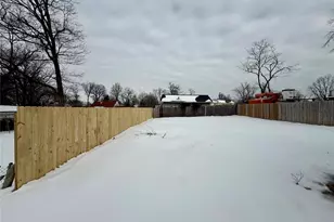 10563 Decker Ave, Saint Louis, MO 63114 - Photo 17