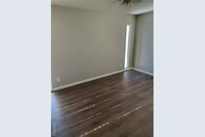 19 N Park Charles Boulevard, Saint Peters, MO 63376 - Photo 5