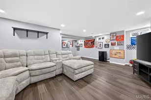 6750 Foxshire Dr, Florissant, MO 63033 - Photo 47