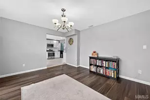 6750 Foxshire Dr, Florissant, MO 63033 - Photo 17