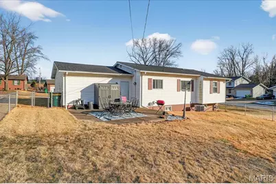 10749 Runningbrook Drive, Bellefontaine Neighbors, MO 63137 - Photo 23